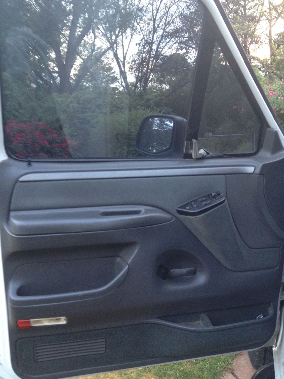 1993 Ford Bronco “OJ”