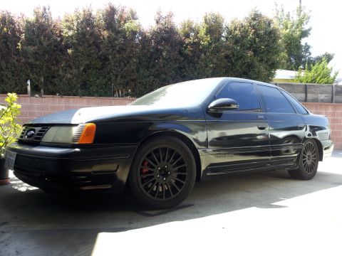 1991 Ford Taurus photo