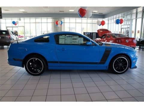 2013 Ford Mustang photo