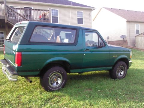 1996 Ford Bronco photo
