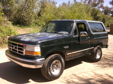 1994 Ford Bronco photo