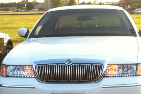 2001 Mercury Grand Marquis photo