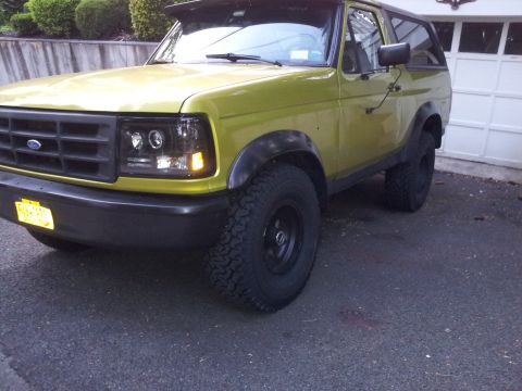 1992 Ford Bronco photo