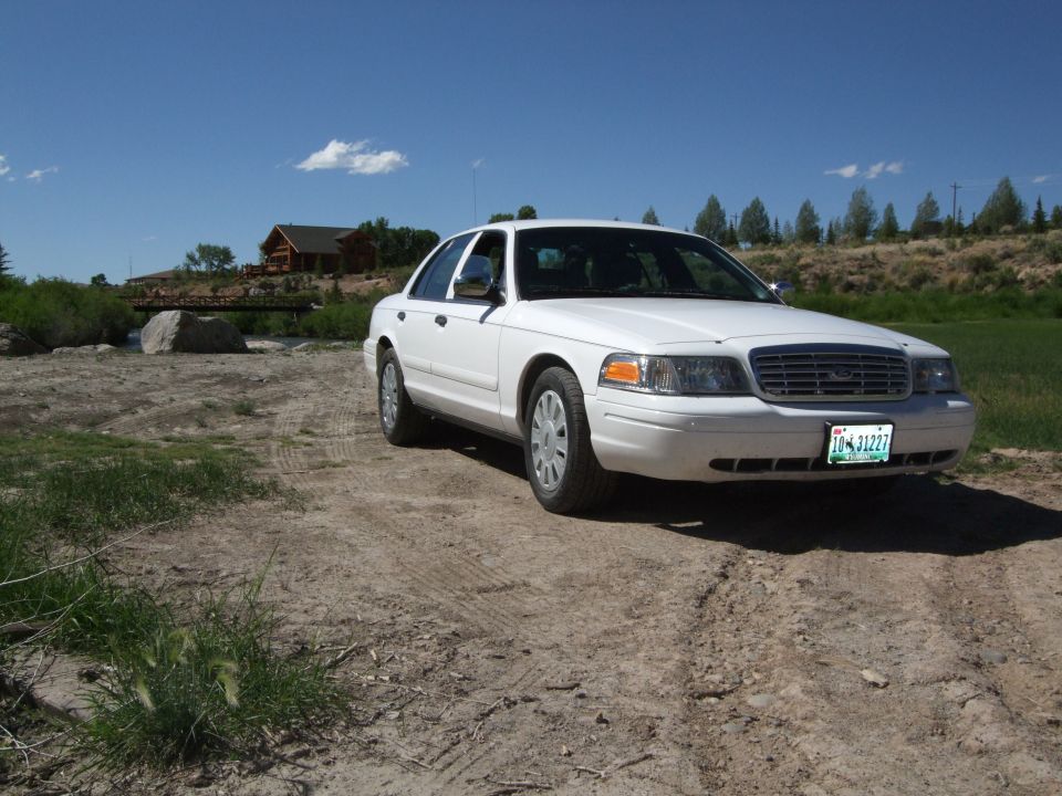 2006 Ford Crown Victoria “driver”