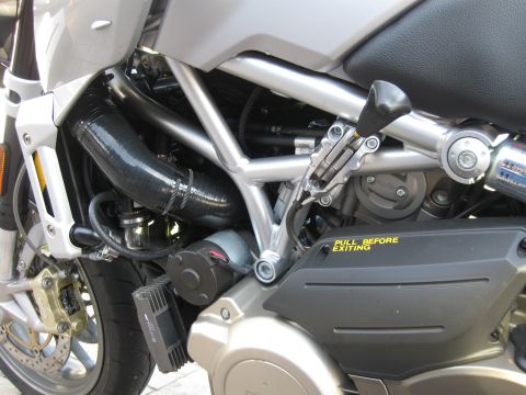 2009 Aprilia Mana 850 photo