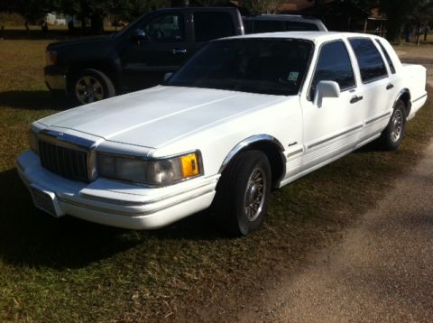 1997 Lincoln Town Car photo