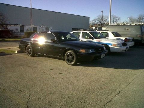 1999 Ford Crown Victoria photo