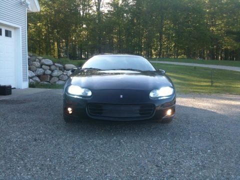 1998 Chevrolet Camaro photo