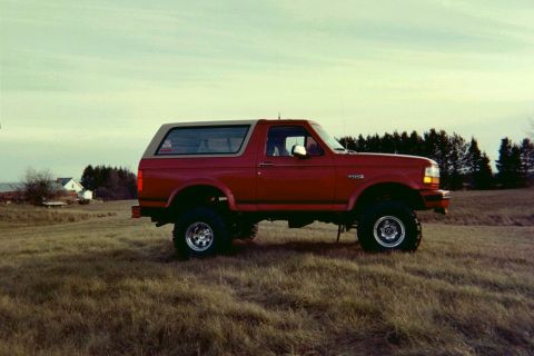 1995 Ford Bronco photo