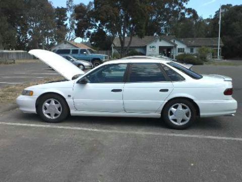 1993 Ford Taurus photo