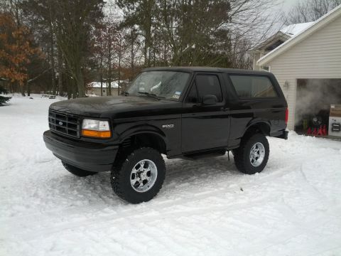 1995 Ford Bronco photo