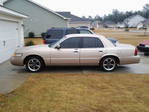 1998 Mercury Grand Marquis photo