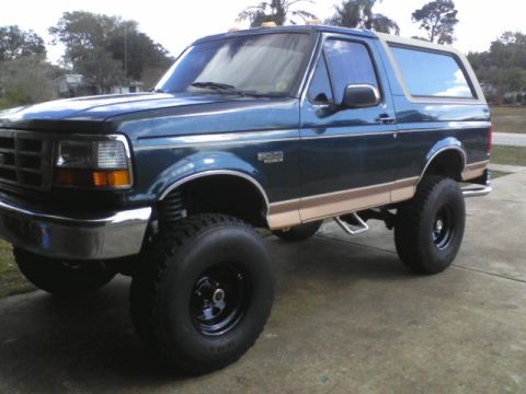 1994 Ford Bronco photo