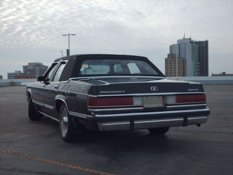 1991 Mercury Grand Marquis photo