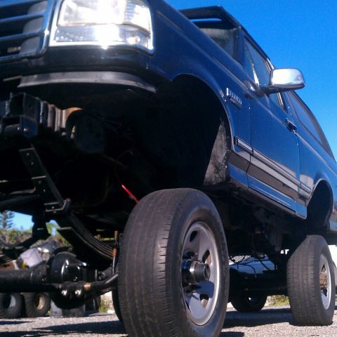 1995 Ford Bronco photo