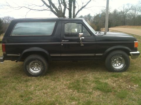 1987 Ford Bronco photo