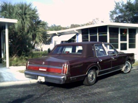 1985 Lincoln Town Car