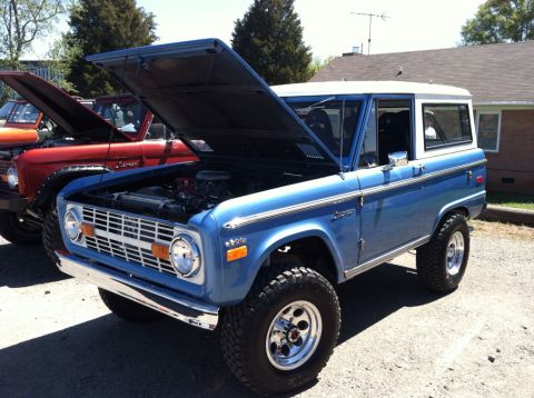 1990 Ford Bronco photo