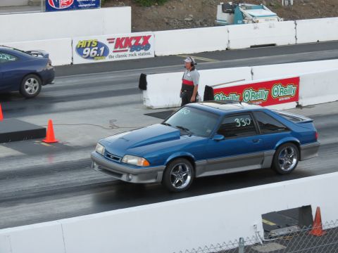 1990 Ford Mustang photo