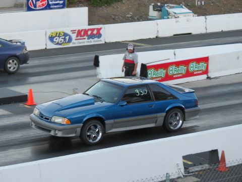 1990 Ford Mustang photo