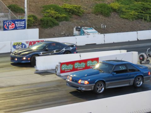 1990 Ford Mustang photo