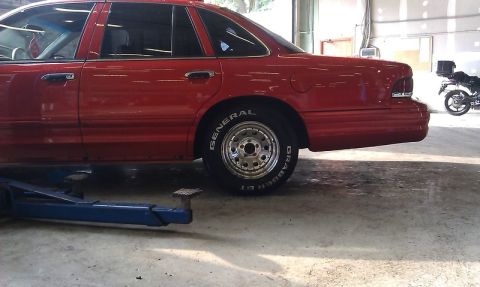 1992 Ford Crown Victoria photo