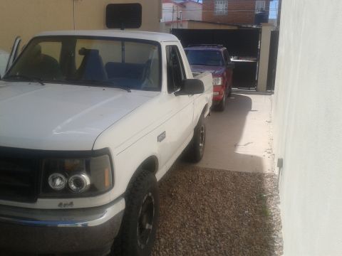 1994 Ford Bronco photo