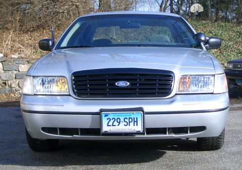 1999 Ford Crown Victoria photo