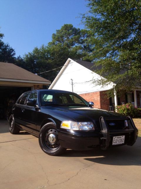 2007 Ford Crown Victoria photo